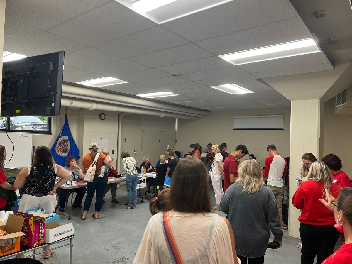 mnnurses's tweet photo. Nurses are fired up and lined up to vote! #Yes2Strike #MNAReady #PatientsBeforeProfits #UnionStrong #1u https://t.co/Y4geA2Ty7E