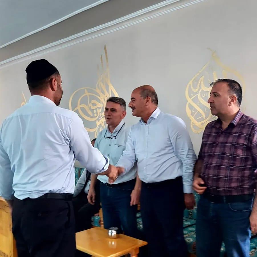 Bulanık Terörle Mücadele ve Vazife Kahramanları ve Şehit ve Gazi aileleri derneği Bulanık Şubesi Başkanı Tahsin Öndül, Başkan yardımcısı Ali Bulut ve Bulanık ilçe Emniyet Müdürü Aytaç Tefek ile birlikte taziye ziyaretinde bulundu.