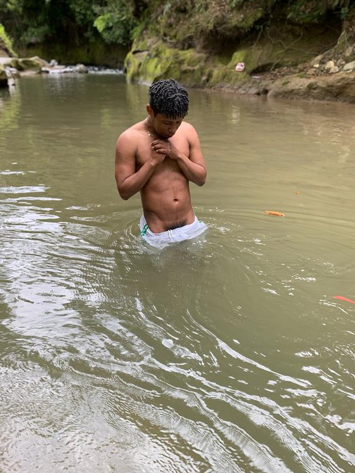 El nuevo lugar que encontr&eacute; para grabar xxx Que tal si vamos al r&iacute;o juntos https://t.co/eUZ5i7J86p<a href="/tag/nuevafotodeperfil"class="tags"><span>#nuevafotodeperfil</span></a>