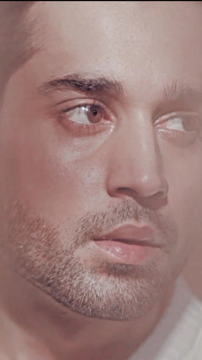 poeticallymessy's tweet photo. He is a work of art 😍😍🔥🔥 Mashallah 

#BilalAbbasKhan https://t.co/GlLKWiJanY