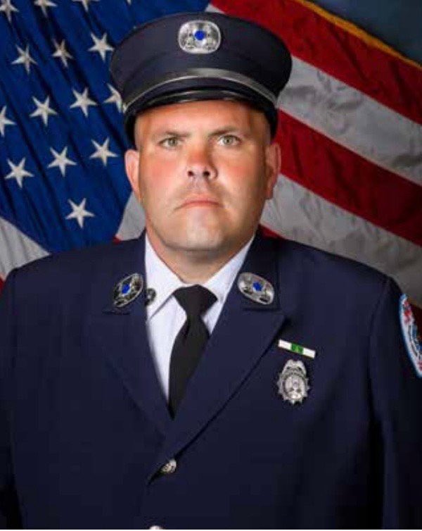 The Town of Hempstead mourns the loss of Ex. Capt. Mike Fischer, a volunteer with the @islandparkfd. It is always tragic to lose one of @HempsteadTown’s Bravest in the line of duty, and our hearts go out to the family, friends and fellow firefighters during this difficult time.