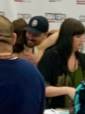49erJojo's tweet photo. @KreukWelling @KreukFans @FANEXPODallas I saw the manip. What did Tom say? I’ve seen Tom 2 times , months before in Houston right before Dallas &amp; Michael 3 times. When I heard KK was coming to Dallas I wasn’t going to miss it! I took this picture of Tom &amp; KK seeing each other for the 1st time in years when they embrace https://t.co/zduCZxGFHR