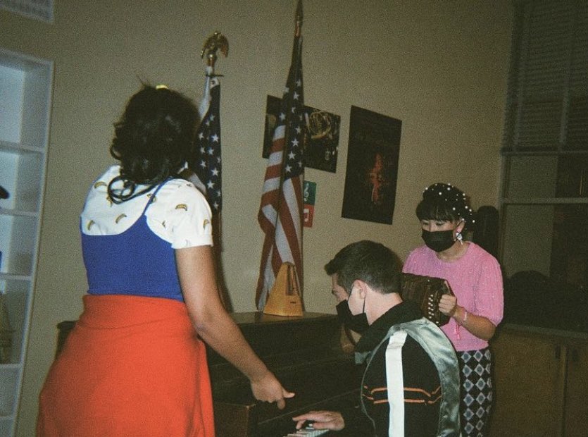 kaylee 💋 i miss ben and devi 🎀🥹 (@corduevasmila2) on Twitter photo 