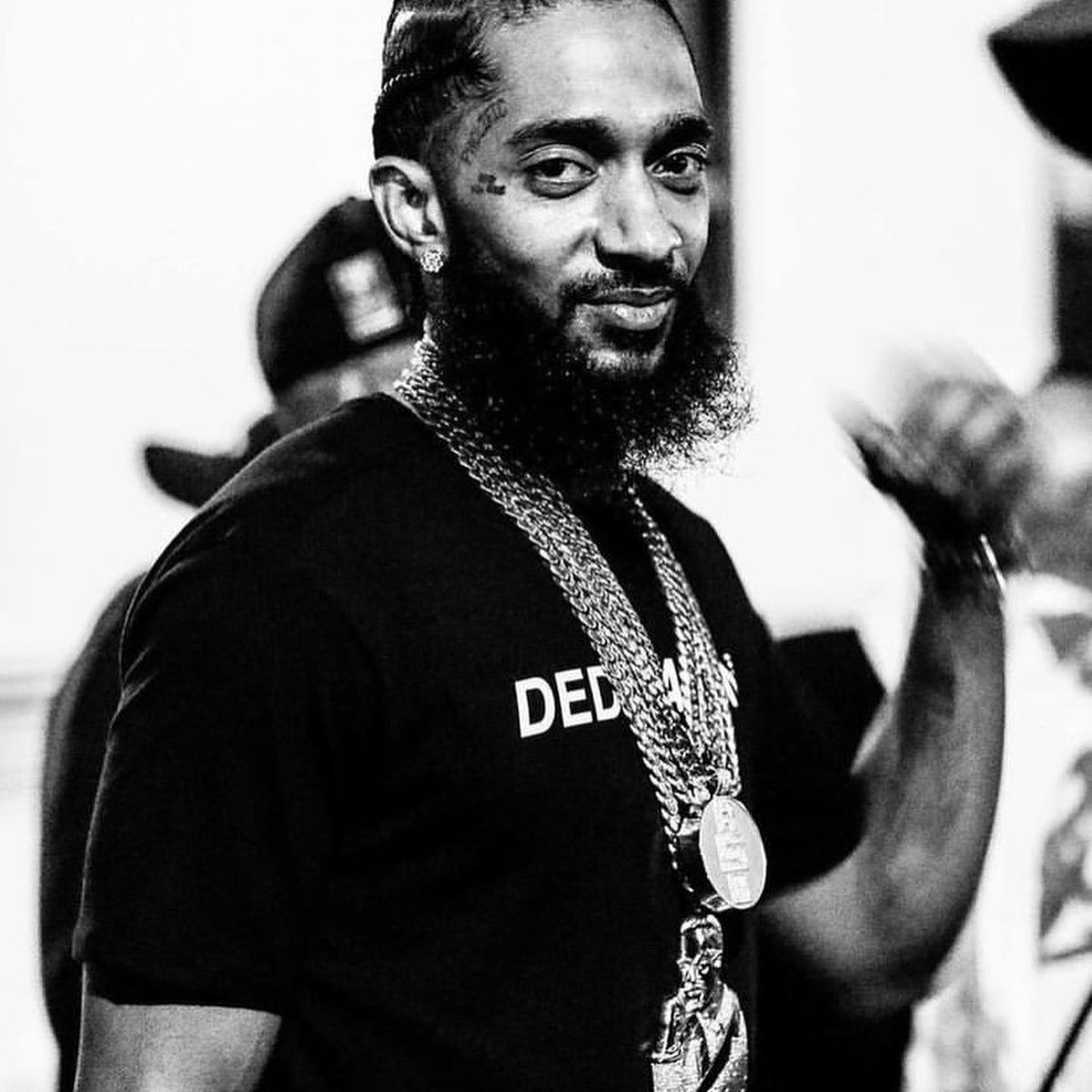 Str8Forevaa's tweet image. Happy C-Day to tha greatest 💙🏁😍 we love and miss you 🥺#NipseyHussle