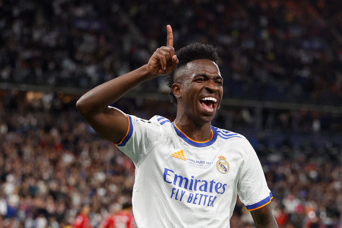 10ZOO__'s tweet photo. Le plus talentueux ?

Rt pour Viní               Like pour dembele https://t.co/ENKGyupp5v