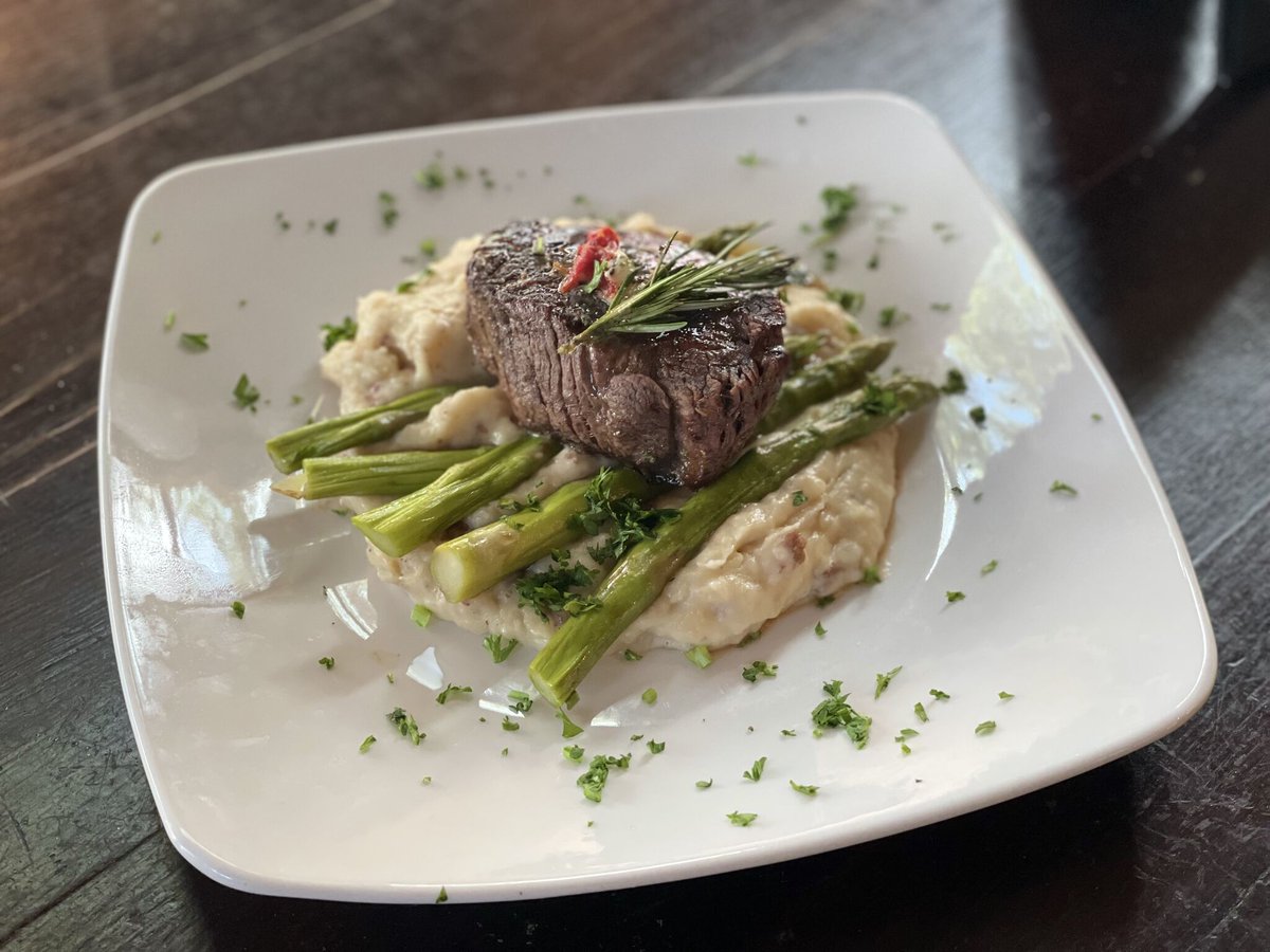 Patricks1481's tweet photo. Feed your hunger with Patrick's Lunch &amp; Dinner Specials!!
Hours Monday-Thursday 11-9 | Friday 11-10 | Saturday 10-10 | Sunday 10-9.  https://t.co/ovGIxHvDB5 or visit
1481 Main Street #downtownsarasota #dinner #tonight #lunch #freshcatch #seafood #steak #blackenedshrimp #sarasota https://t.co/LR3AvEJk91
