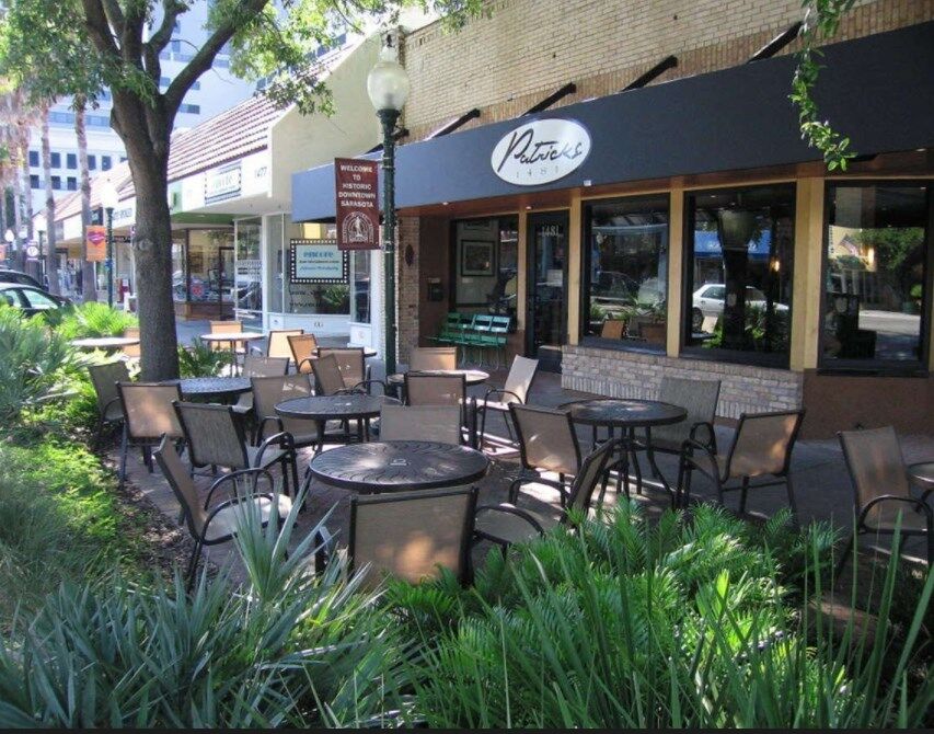 Patricks1481's tweet photo. Feed your hunger with Patrick's Lunch &amp; Dinner Specials!!
Hours Monday-Thursday 11-9 | Friday 11-10 | Saturday 10-10 | Sunday 10-9.  https://t.co/ovGIxHvDB5 or visit
1481 Main Street #downtownsarasota #dinner #tonight #lunch #freshcatch #seafood #steak #blackenedshrimp #sarasota https://t.co/LR3AvEJk91