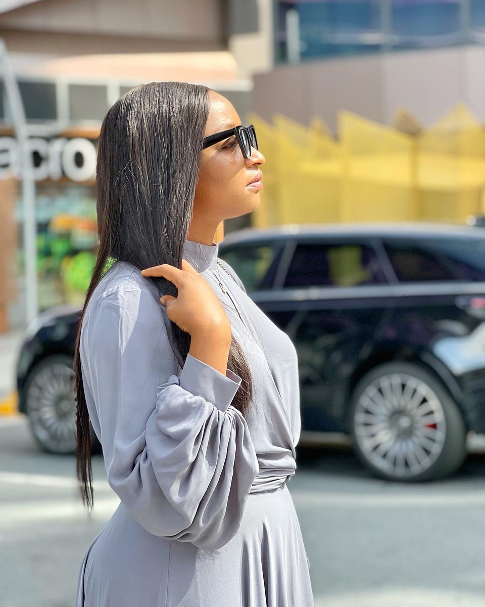 Rahma_sadau's tweet photo. Walk through life,
And move ahead to your destination,
Shine so bright,
Be the light of a new creation… 💫✨🌸🤍🥰😎

#LiveLoveLaugh https://t.co/CLgJOXkRDR