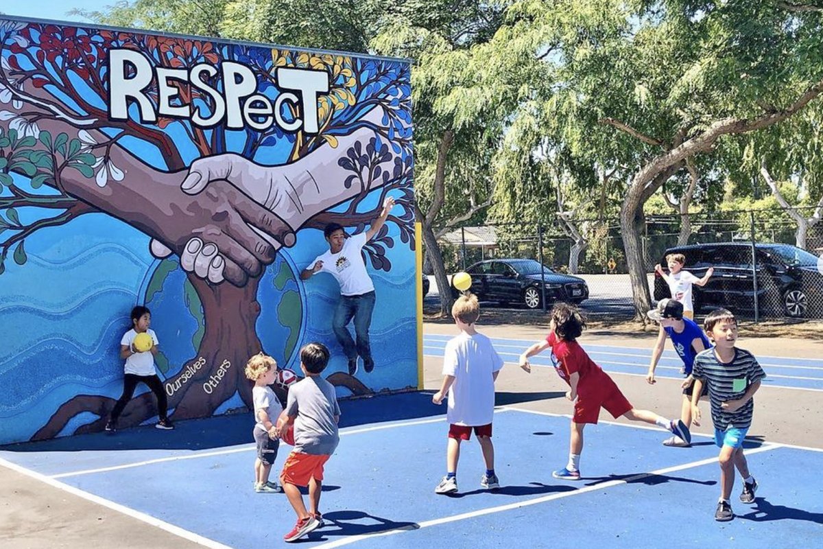 Why keep schoolyards locked when kids don’t have a park nearby to play in? We’re piloting “Schools as Parks” on Saturdays at Open Magnet School in Westchester. Kids &amp; families are loving it!! 

Too many LA’s neighborhoods are park poor. We should do this all around LA.