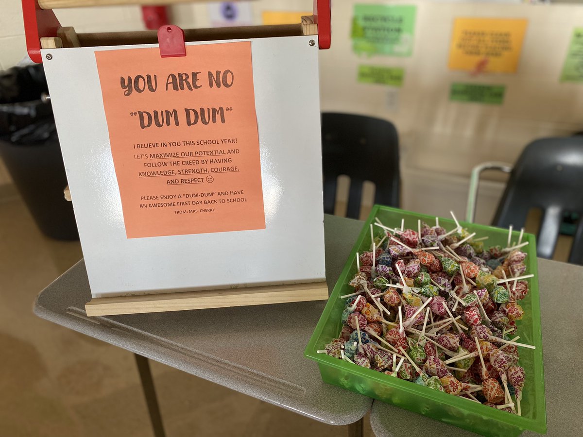 A little back to school encouragement with dum dum lollipops and an activity to not only learn names quickly, but to see how well students follow directions. @UHSChenoweth <a href="/UHSTitans411/">Titans News NeTwork</a>