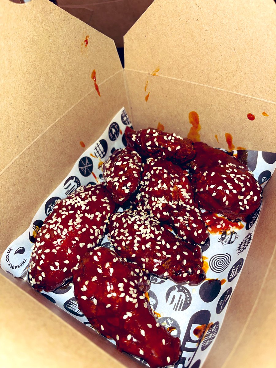 BigJamzLdn's tweet photo. Had to come back again 👌🏾👌🏾

‘TheSauceUk’ on insta 
📍 Aldgate East

The Korean wings this time >>>> https://t.co/usaTJQPlAq