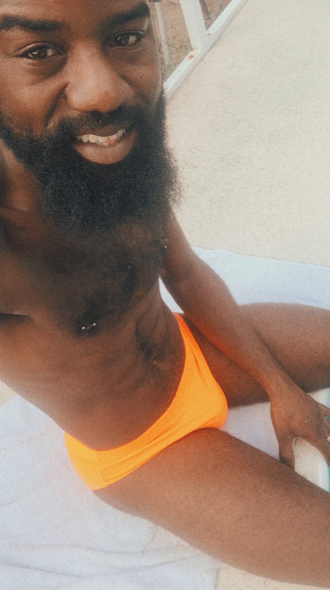 OfficialJetLag's tweet photo. Recognized the connections 
Ancestors from the tribe 
Always kept me protected ... 

#PoolDay #Speedos #Mondayvibes
#BlackBoyJoy 
🍊🔥🌴💦💯 https://t.co/li5uHcpwvB