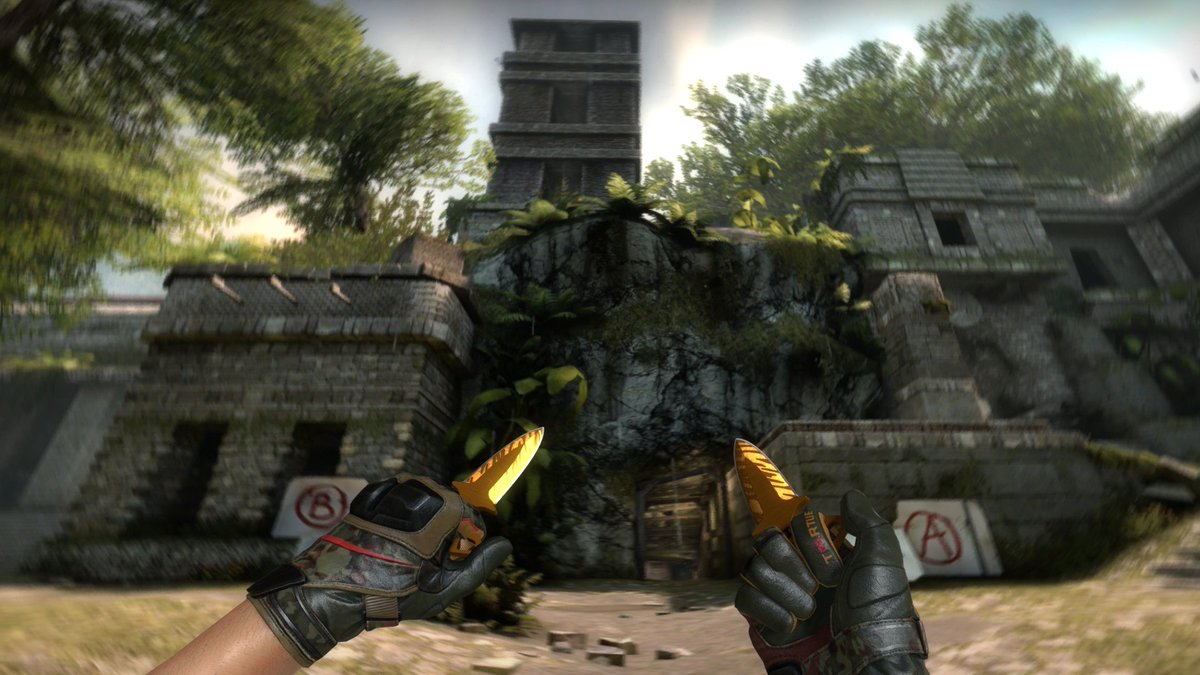 UncleBerl's tweet photo. 🚨 New Knife &amp; Glove Combo!
Low float FT⭐️3rd Commando Company
Factory New ⭐️Tiger Tooth | Shadow Daggers
Shout out to @AuntBarbaraCS for the help picking something out! https://t.co/rs7MvA4fZw