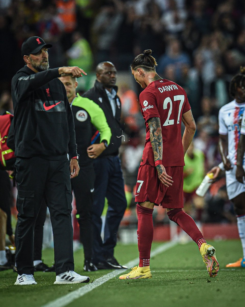 The first red card for violent conduct of Jurgen Klopp's Liverpool reign 😡