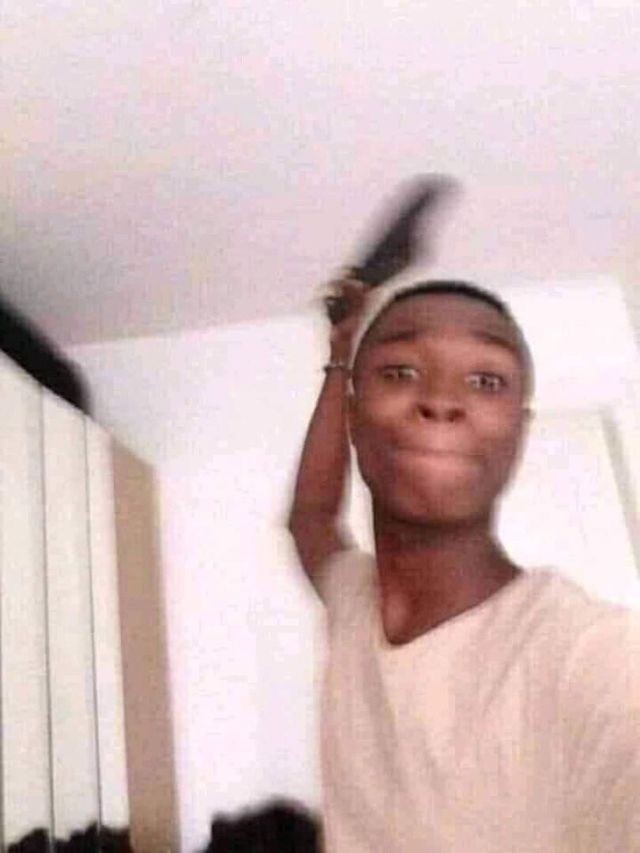 #всерадиигры #allforthegame #aftg
Ники: о-о-о..! Помню тот поцелуй в Колумбии с Нилом...
Эндрю через 0.0000001 секунду: