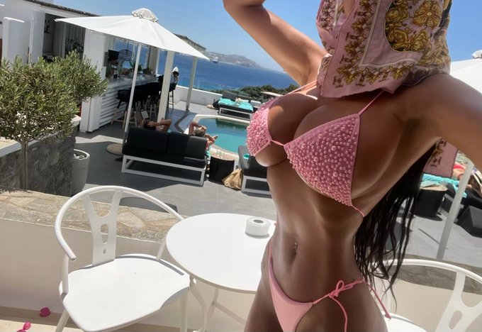 👙 🎀🐽 https://t.co/Gu5Rcxyo8C