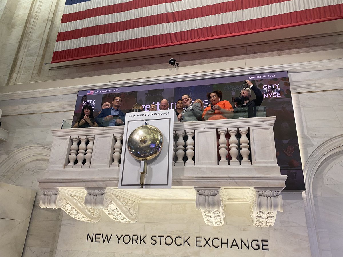 JonathanDKlein's tweet photo. @GettyImages back to @NYSE. 27 years of moving the world with imagery and going from strength to strength. Founded 1995; @Nasdaq 1996; @NYSE 2002 and back after 20 years. Proud of the great team @GettyImages. https://t.co/MmMW1SAgBi