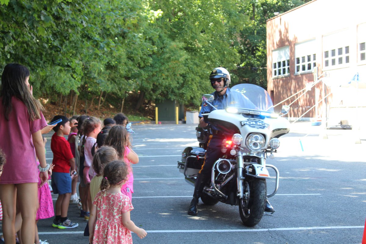 RidgewoodYMCA's tweet photo. A huge thank you to the Paramus and Paterson Police Departments for visiting our campers! The kids loved seeing the motorcycle and K-9 demonstrations! https://t.co/3SL89HBhEn