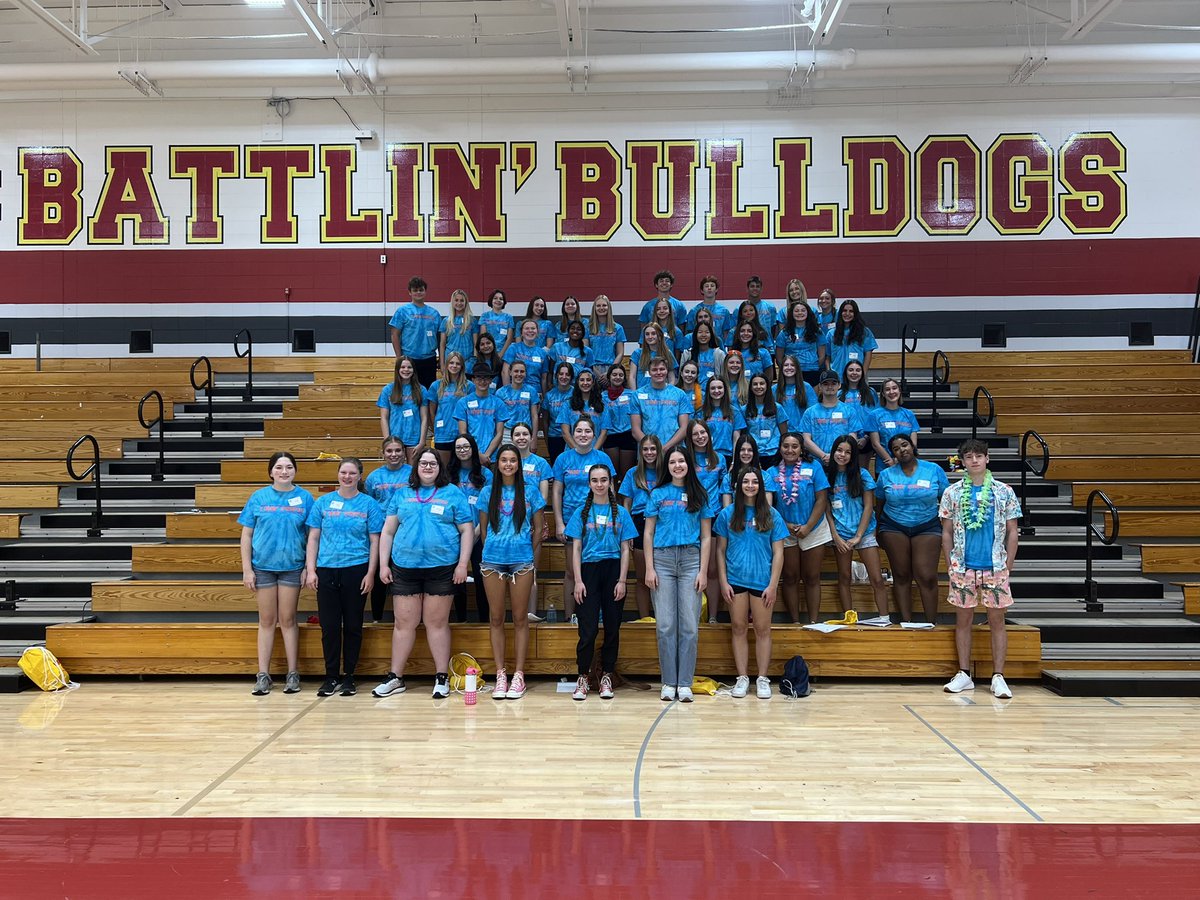 BHS_LinkCrew's tweet photo. Frosh Fest was a huge success! We welcomed the Class of 2026 with activities, a tour, walking their schedules, and FUN!! Always remember - Link Crew Leaders are here for you! “Our best ability is…availability!” https://t.co/eP9NMuRUXz