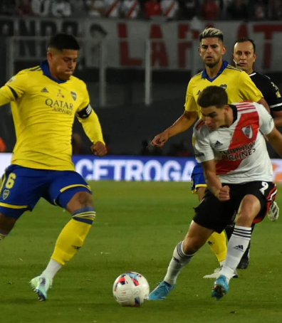 TopJrs's tweet photo. ⚽ Ya van muchos años flojos en clásicos

📌Desde el ciclo #Russo2, jugamos 19 part vs rivales clásicos (todos los torneos)

✅Ganó 3 (2-1 INDE; 2-0 RAC; 1-0 CARP)
➡ Emp 11
❌Perdió 5

➡-2 en victorias, 14/16 en goles, en pts 35% de efic

📌Cómo fueron los años anteriores?

/1 https://t.co/HwzOJMaevq