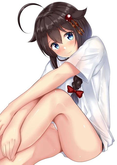 時雨ちゃんのTシャツ部屋着姿こっちを見ている無防備な時雨ちゃんをどうぞ!!#艦これ 