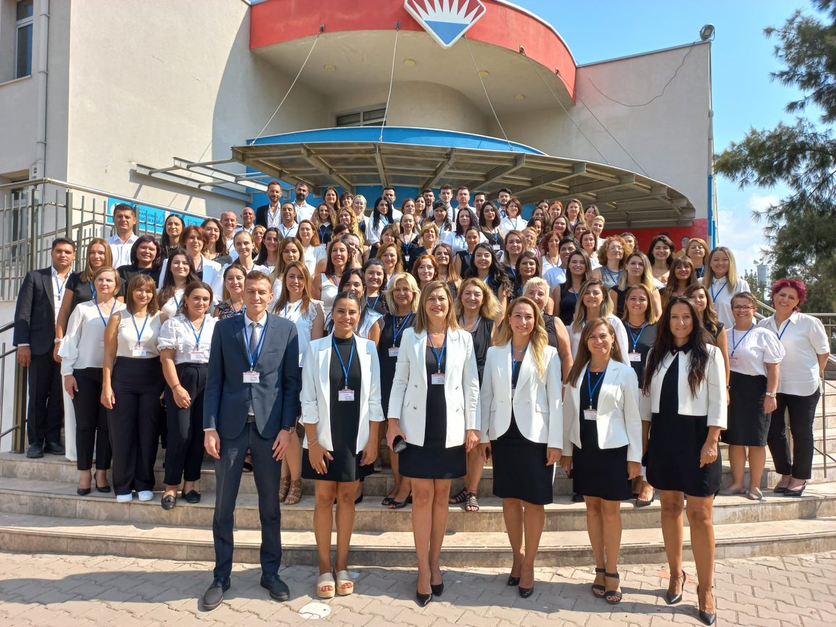 2022-2023 eğitim öğretim dönemine Bahçeşehir Koleji Karşıyaka Kampüsü olarak hazırız❤️💙
#bizbüyükbiraileyiz
#BahcesehirKoleji 
<a href="/BKkarsiyaka/">Bahçeşehir Koleji Karşıyaka Kampüsü</a>