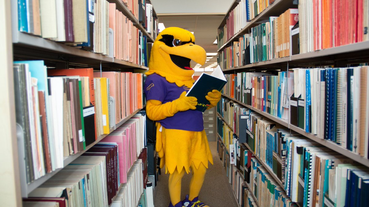 📒 The Fall 2022 Booklist launches today! View the list, compare prices and learn Textbook 101 ⬇️ wlubookstore.com | @wlubookstore