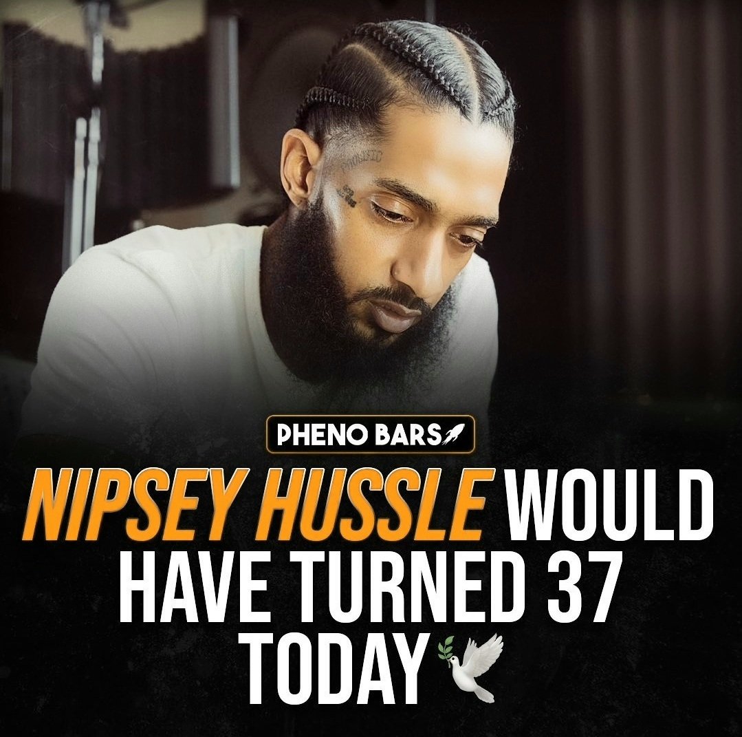 NoSampleMedia's tweet photo. Happy Birthday Nip 👑
The Marathon Continues 🏁

📷 @PhenoBars (Follow For More)
#Nipsey #NipseyHussle #HipHop https://t.co/BgZKupKXsA