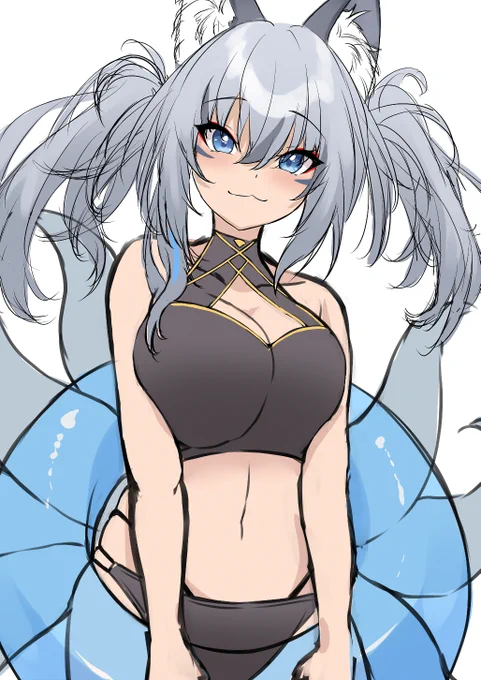 稲荷いろはちゃんをどっちで描くか悩む右はFAタグ付けるとまずいかな? 