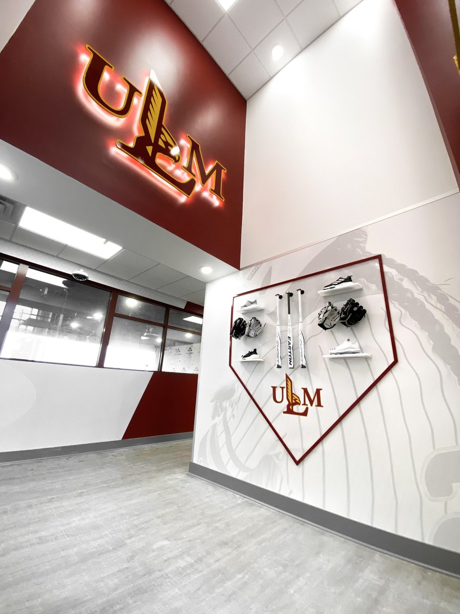 49__degrees's tweet photo. The new softball facility at @ULM_Softball was revealed this past weekend and it's a true home run!π―π₯ποΈ
#DeliveringExperiences #SHIP https://t.co/XoJqBBVDrx