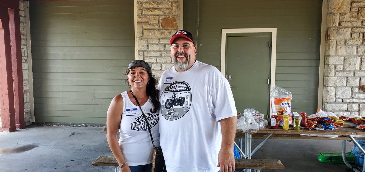 ehsalumnikc's tweet photo. We would to thank everyone for coming out to the East High School Alumni All Class picnic. If you would like to become a member please go to our alumni website. Bear Nation! Bear Pride! https://t.co/G4n9Cr4nSn https://t.co/TYJjWaw1AT