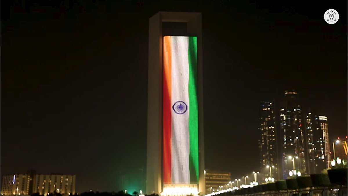 IndembAbuDhabi's tweet photo. Iconic @AdnocGroup Tower in Abu Dhabi and @BurjKhalifa in Dubai lit in the colors of the Tricolor #HarGharTiranga #AzadiKaAmritMahotsav #IndiaUAEDosti #IDAY2022 @sunjaysudhir @MEAIndia @IndianDiplomacy @PMOIndia https://t.co/pEWsIGJYuo