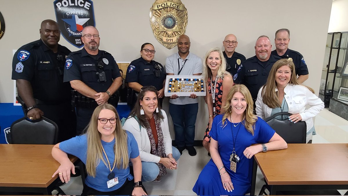 BSeiterAP's tweet photo. We love our CFPD! Thanks for all you do!! 💙
@cyfairMillsap #MillsapServes #MustangsLEAD #CFISDspirit @CyFairISD https://t.co/eFAa2qarVR