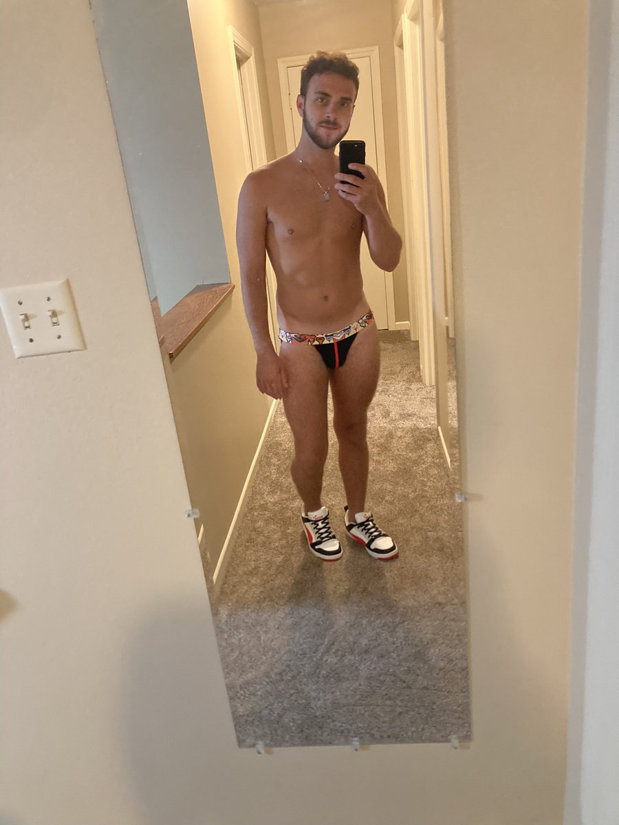 clrusso2010's tweet photo. ✅ Cleaning the house in a jock strap today 😉 ASK FOR MY LINK #favoriteundies #onlyfans #gay #of https://t.co/uAK5D6bEBm