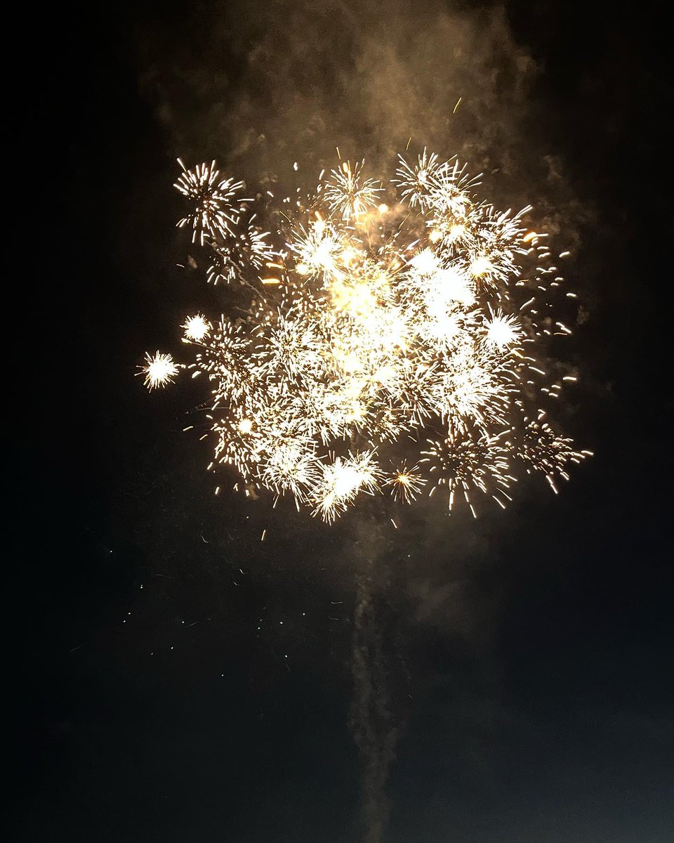 How do you say goodbye to your @ottcatholicsb family? You don’t! You say #ocsbMerci ❤️

Wrapped up an emotional day on Friday with a long drive to Muskoka &amp; an incredible fireworks show at #cedarbeachlakejoe! Here’s to a new chapter! 🥂