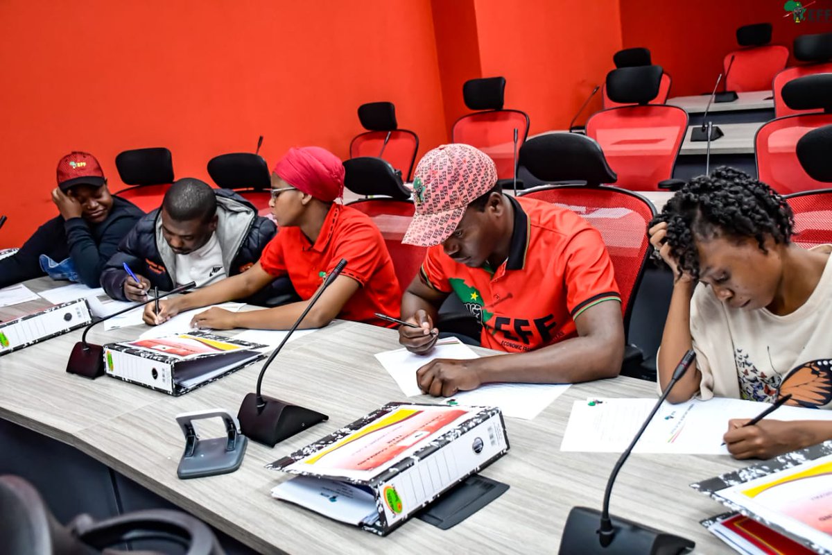 EFFYouthCommand's tweet photo. ♦️In Pictures♦️

The Central Students’ Command Team (CSCT) writing the EFFSC Revolutionary Student Leaders Assessment (RSLA) 📝

“Without Revolutionary theory, there can be no Revolutionary Movement.” ~ Vladimir Lenin

#VotaMntuOmtsha
#StudentWarsAreCommunityWars https://t.co/DmiIWQqyTb