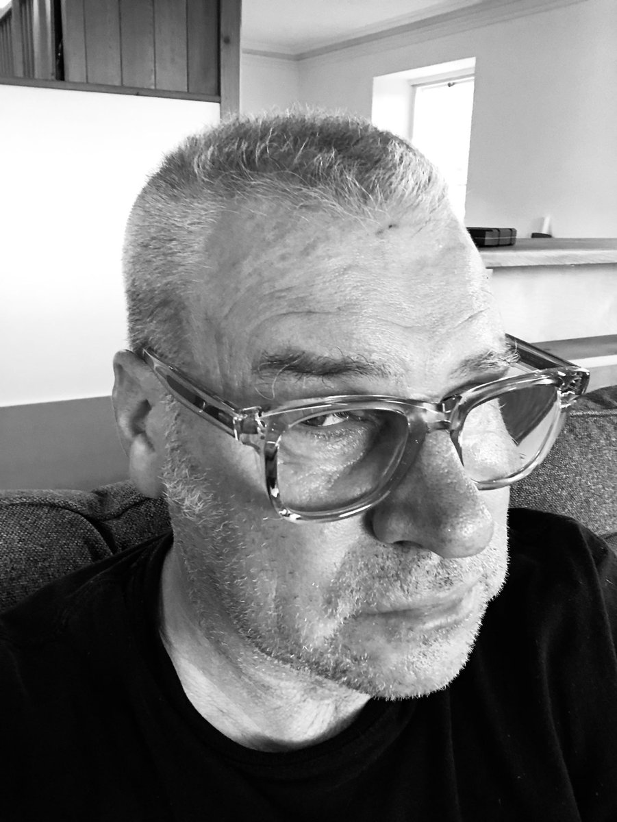 The full Ed Harris.