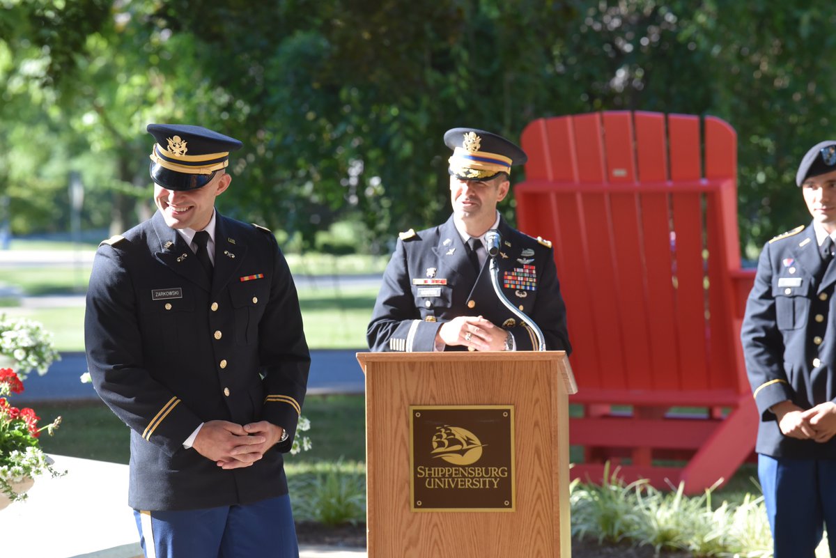 shippensburgU's tweet photo. Congrats to newly commissioned @ShipRotc
Lieutenants Renee Sahli and Zachary Zarkowski! Lead the Way! #ShipIsIt #RaiderSetGo https://t.co/A27d5rnl4K