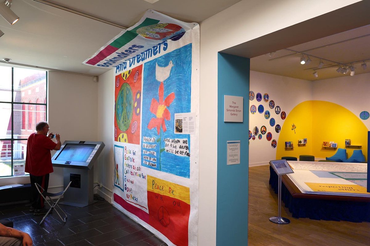 pagesforpeace's tweet photo. After seven weeks of inspiring peacemakers young and old across central MA, @fitchburgart has extended our exhibition of the Big Book through September 4th. 👏☮️ 

Be sure to stop by and learn about the project, turn a page, and experience the artwork of the Big Book! https://t.co/J7mOr1foFv