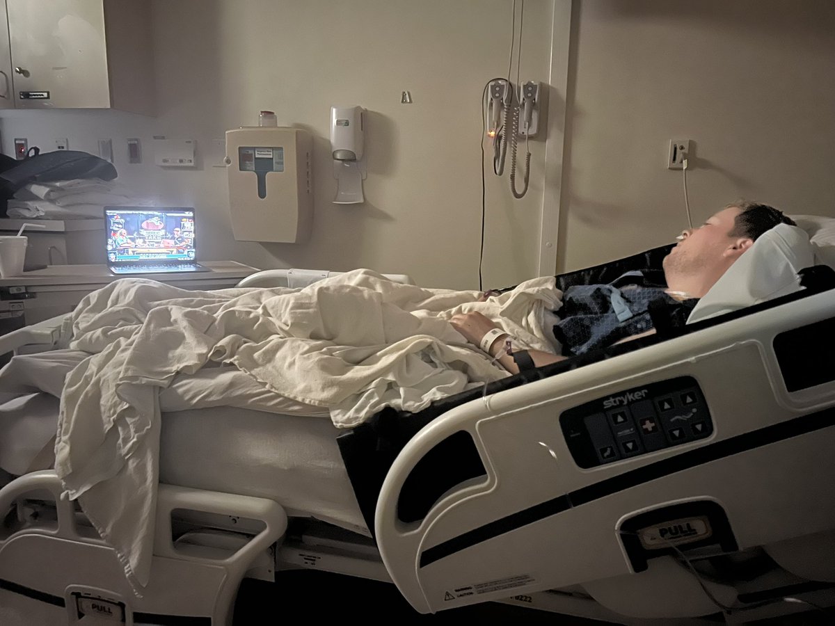 CrookCasey's tweet photo. @PardonMyTake helping the healing process! @BarstoolBigCat @PFTCommenter @hen_ease https://t.co/RgaXWyDNHg