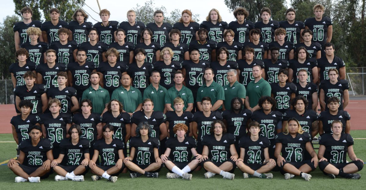 PowayTitans's tweet photo. 2022 Varsity Poway Titans ready to roll #GoPoway https://t.co/Ray4J56reI
