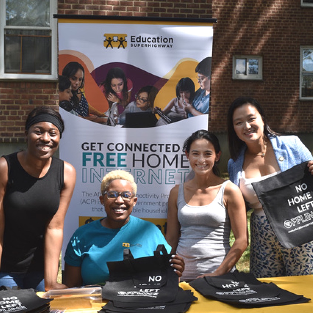 EdSuperHighway's tweet photo. EducationSuperHighway is proud to partner with NYC Council Member Julie Won to raise awareness of the Affordable Connectivity Program with residents of NYCHA's Housing Complexes.

Pictured here are members of our staff with @CMJulieWon at the NYCHA Family Days event.

#getACP https://t.co/ADbac9cyHs