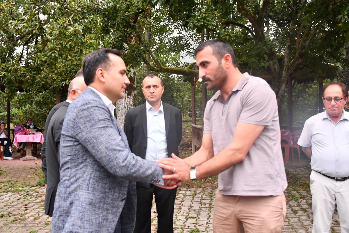 c_caybas's tweet photo. Programa Kaymakamımız Sayın Furkan Çakır, Kıymetli Eşi Mine Çakır hanımefendi, Belediye Başkanımız Sayın Hüseyin Semiz, Kurum Amirleri, STK Temsilcileri, Siyasi Parti Temsilcileri ve Mahalle Muhtarları katılım sağladı. https://t.co/rP9hxMlcRK