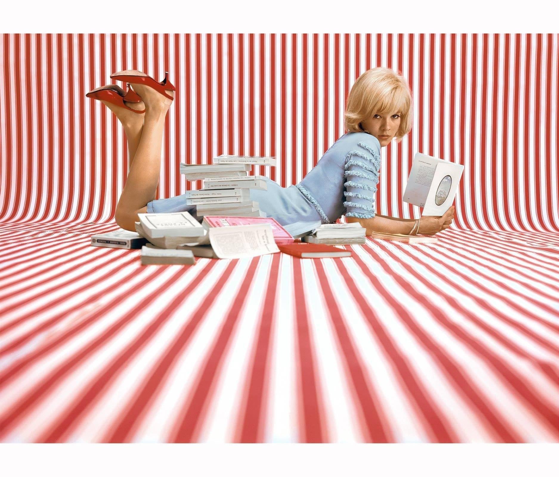 Happy Birthday to one of my favourite singers , \"Sylvie Vartan\" 