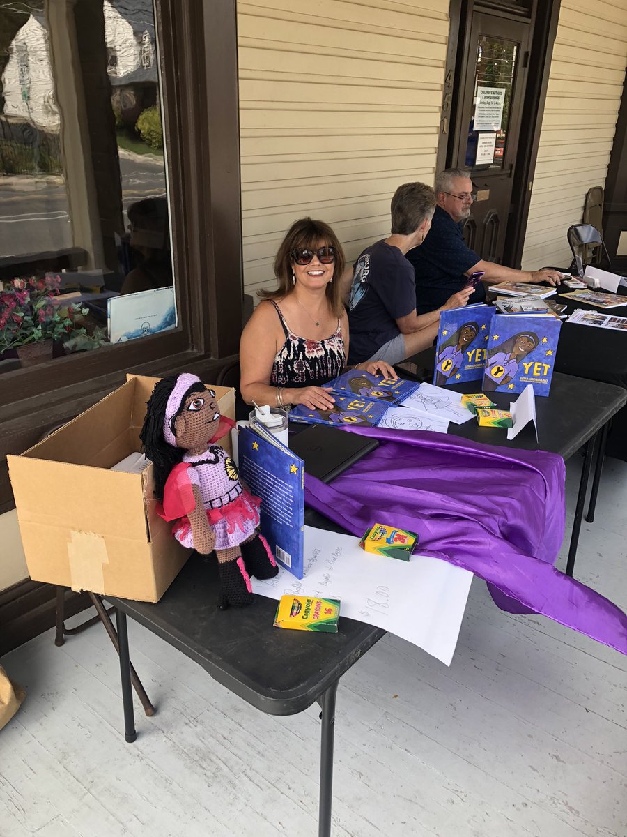 ginagioauthor's tweet photo. Did some book signing yesterday in Gettysburg at Children of Gettysburg 1863. #yetisasuperhero #yetloveshistory #yetisatraveler #childrensauthor #childrensbooks #kidlit #mindsetisverything https://t.co/gAeU6ilWHW