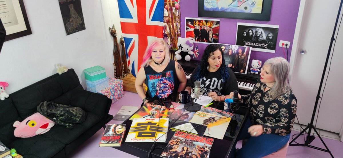 WereRockStars's tweet photo. ¡Ahí viene ya la segunda temporada de #WeAreRockstars! Próximamente te estaremos presentando nuevos episodios con temas que tú elegiste.
#ElRockQueNosMarcó #Rock #Metal #friends #female #rockeras #podcast https://t.co/3cosMEveHL