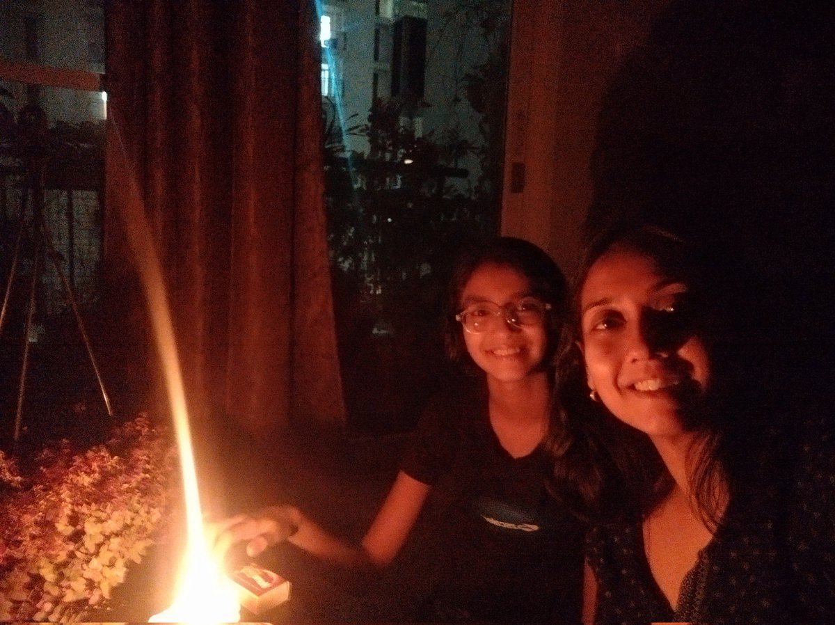 Pradipta07815's tweet photo. #tcs #BFSI US E #SadhanaSamarpan2022 Earth hour celebrated by turning off all non-essential lights for an hour!!! Team unitedly pledged to fight the climate crisis. 
@AnupamSinghal5 @MuduliJJ @yogini_s_d @sudeep_mazumdar @SadiqAliSyed2 @KhanSanchari
 @aasha2015 https://t.co/wloL0zLQ54