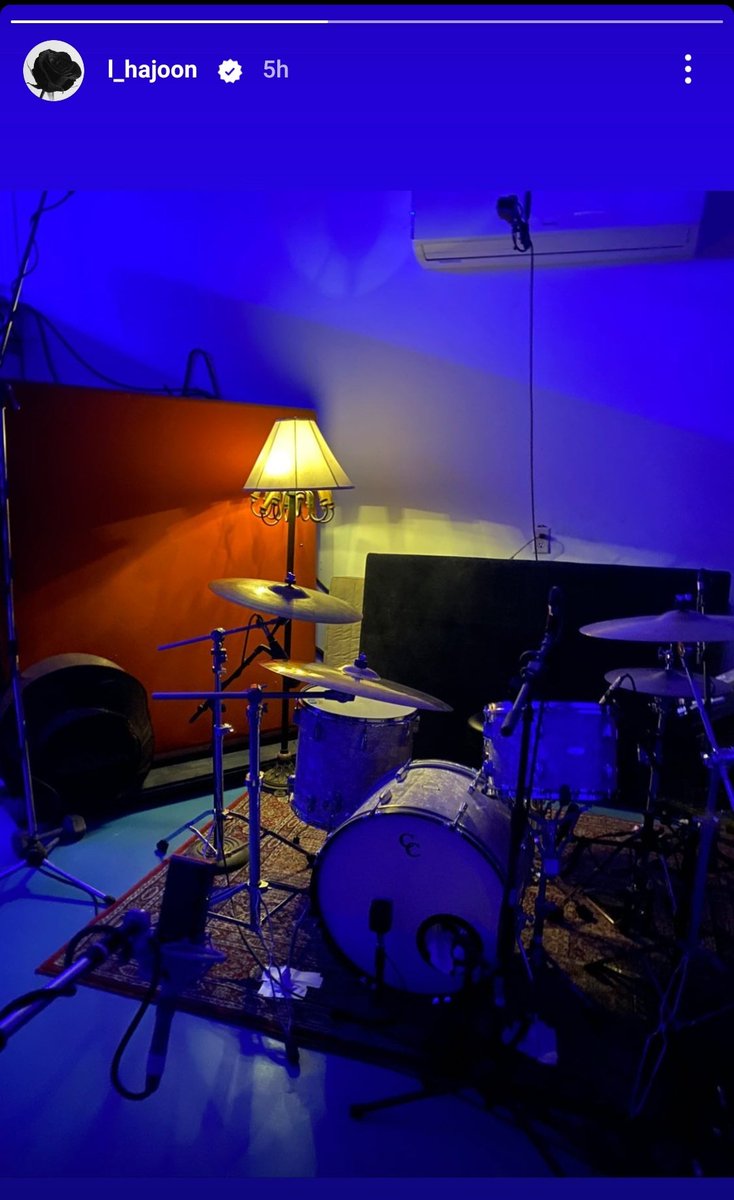 woosungnet's tweet photo. The Rose in the studio recording the songs for HEAL.

my heart is so happy just knowing this. COMEBACK ALBUM IS ALMOST HERE #THEROSE https://t.co/Ory4Azr5OM