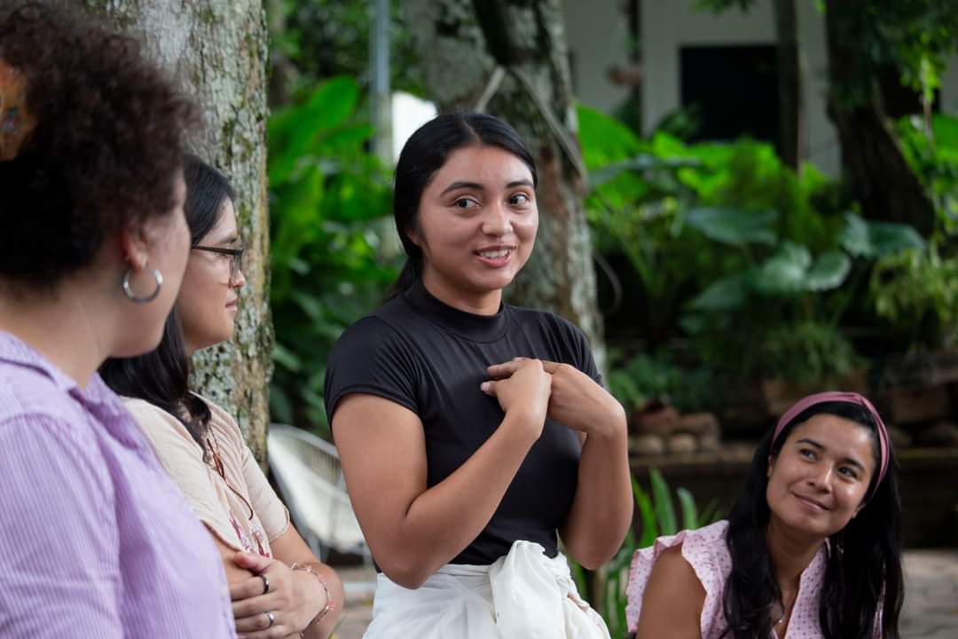 PGElSalvador's tweet image. 📢 #Cursos2022 | Hemos iniciado el proceso formativo “Vocería y Campañas” 📚

  👉🏽 Con el apoyo de @Oxfam_CA 

#DerechosHumanos #PGES #Juventudes #ElSalvador