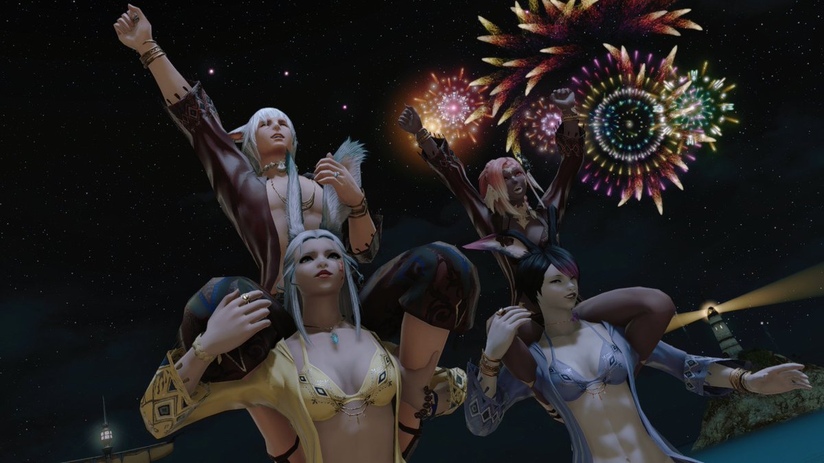 _CaptainHelen_'s tweet photo. Ark already said this, but at moonfire last year we met our very good friends @Fulcrum2000 &amp; @leahstar7911. We became good friends with the then-aura gals. So the three of us surprised @arkhangelo_b with dedicated time together this year! #FFXIVsnaps #Gposers 2021 vs 2022 below! https://t.co/8N3bjsMSt8